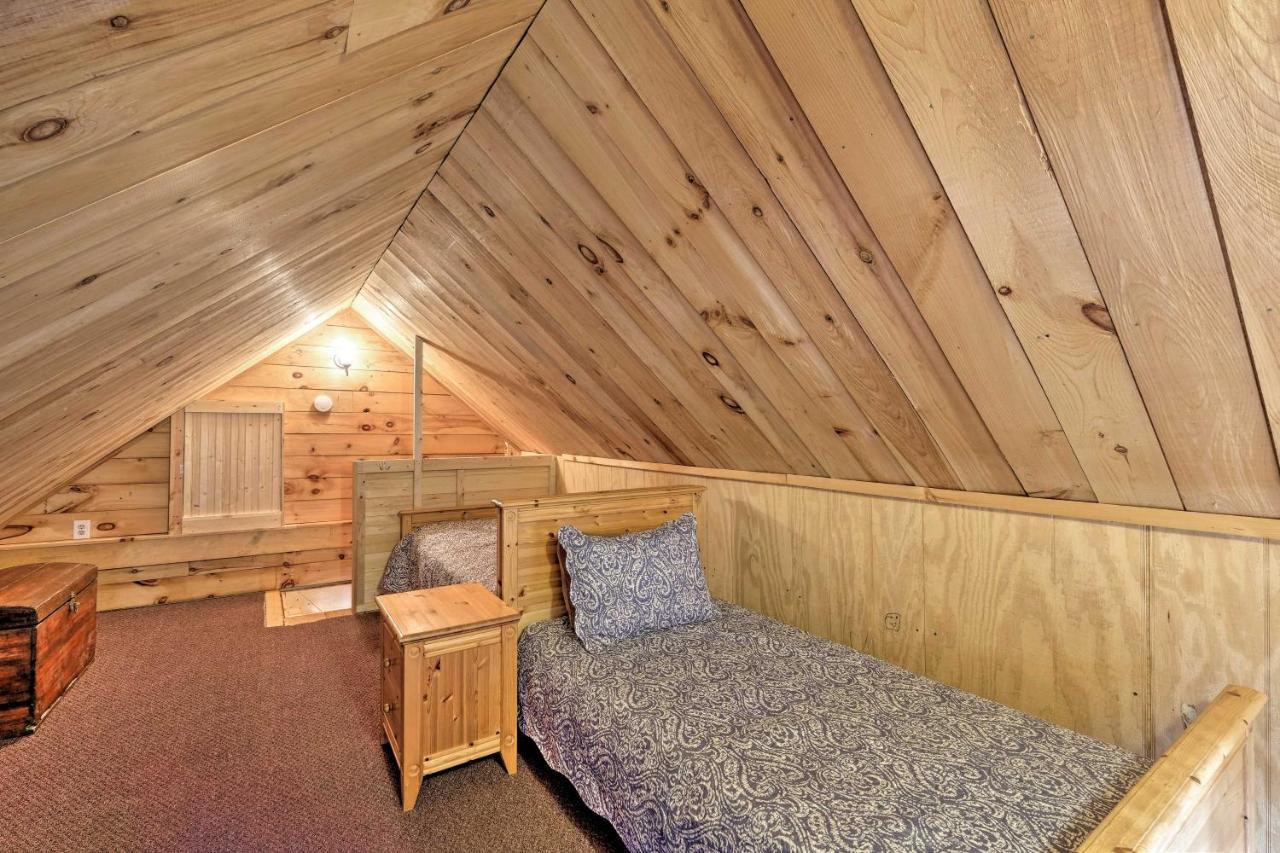 Cottage Less Than 8 Mi To Gore Mountain In Bakers Mill! Bakers Mills Exterior foto
